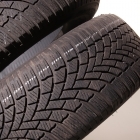 Bridgestone Blizzak LM005
