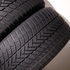 Bridgestone Blizzak LM005