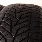 Yokohama BluEarth V905