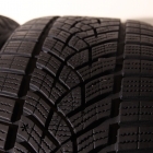 Goodyear UltraGrip Performance G1