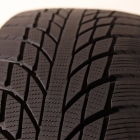 Kumho WinterCraft Ice WI51