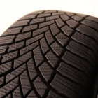 Bridgestone Blizzak LM005