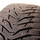 Kumho WI31+ studded