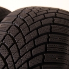 Bridgestone Blizzak LM005