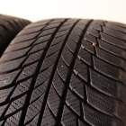 Bridgestone Blizzak LM001