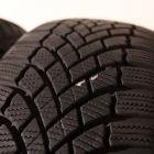 Bridgestone Blizzak LM005