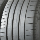 Pirelli P Zero PZ4