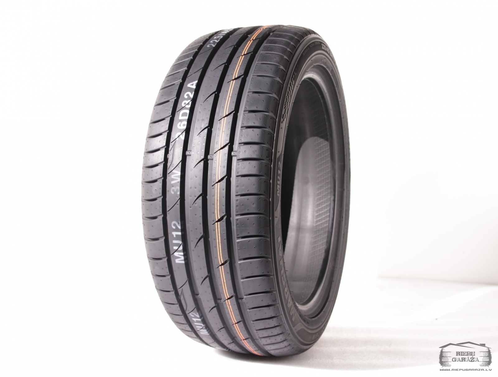 Vasaras riepas 225/55 R16 Marshal (Kumho) MU12 | Riepu Garāža