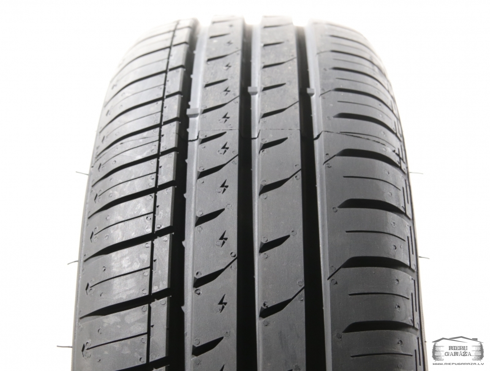 Vasaras riepas 185/70 R14 Sailun Atrezzo Eco