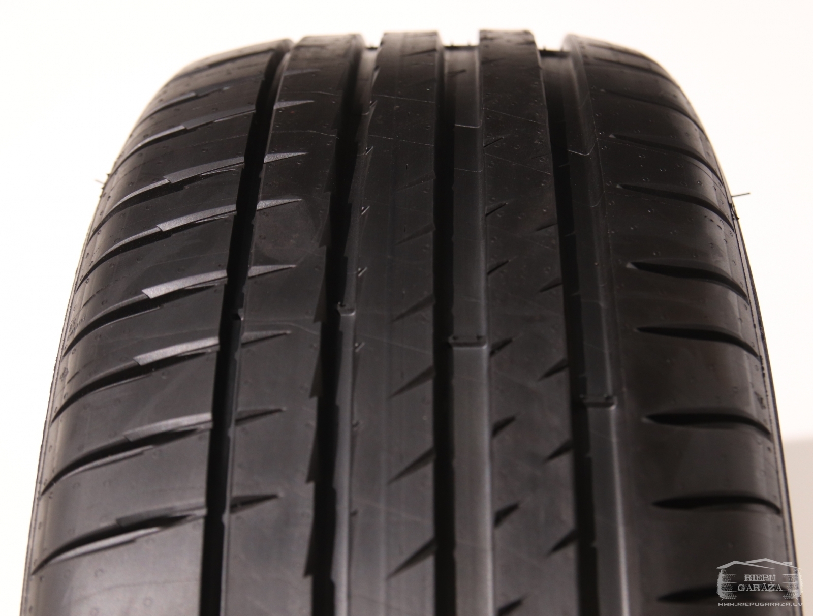 Vasaras riepas 255/50 R19 Michelin Pilot Sport 4 SUV