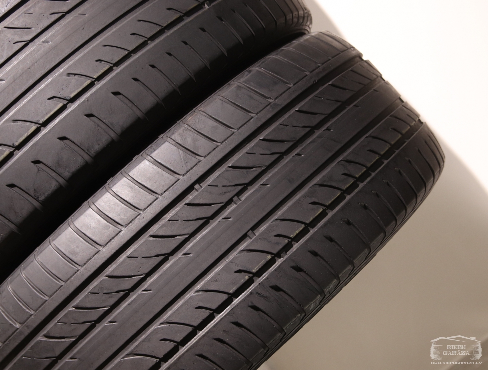 Vasaras riepas 255/45 R20 Sailun Atrezzo ZSR SUV