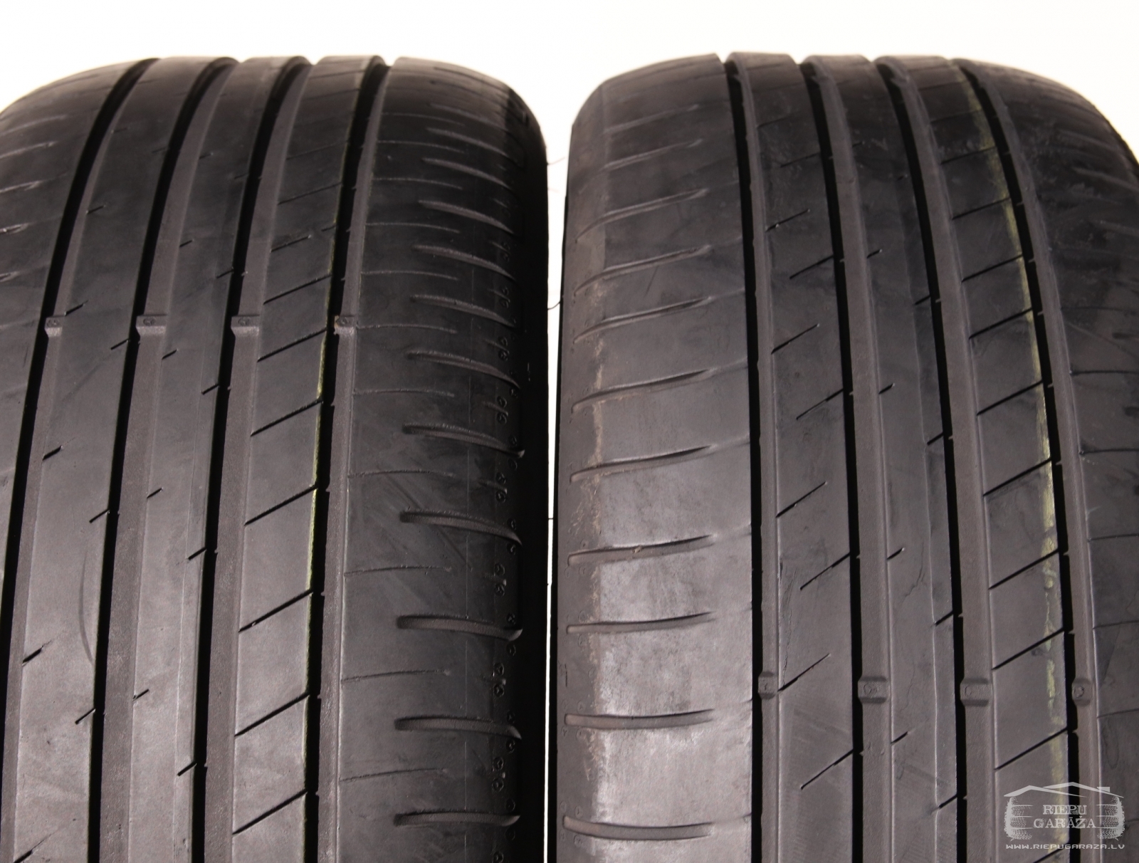 Vasaras riepas 215/55 R16 Goodyear Efficientgrip Performance