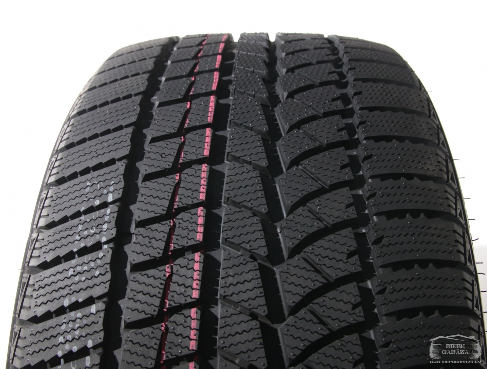 Ziemas riepas 245/45 R18 Aosen DW02