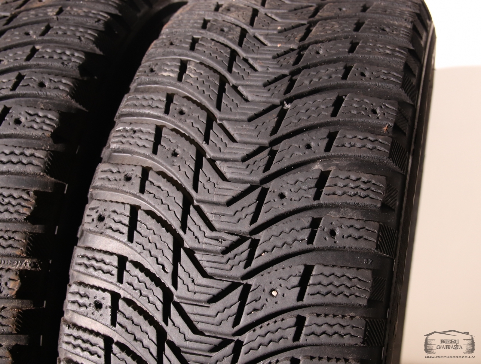 Ziemas riepas 225/55 R17 Michelin X-Ice North 3