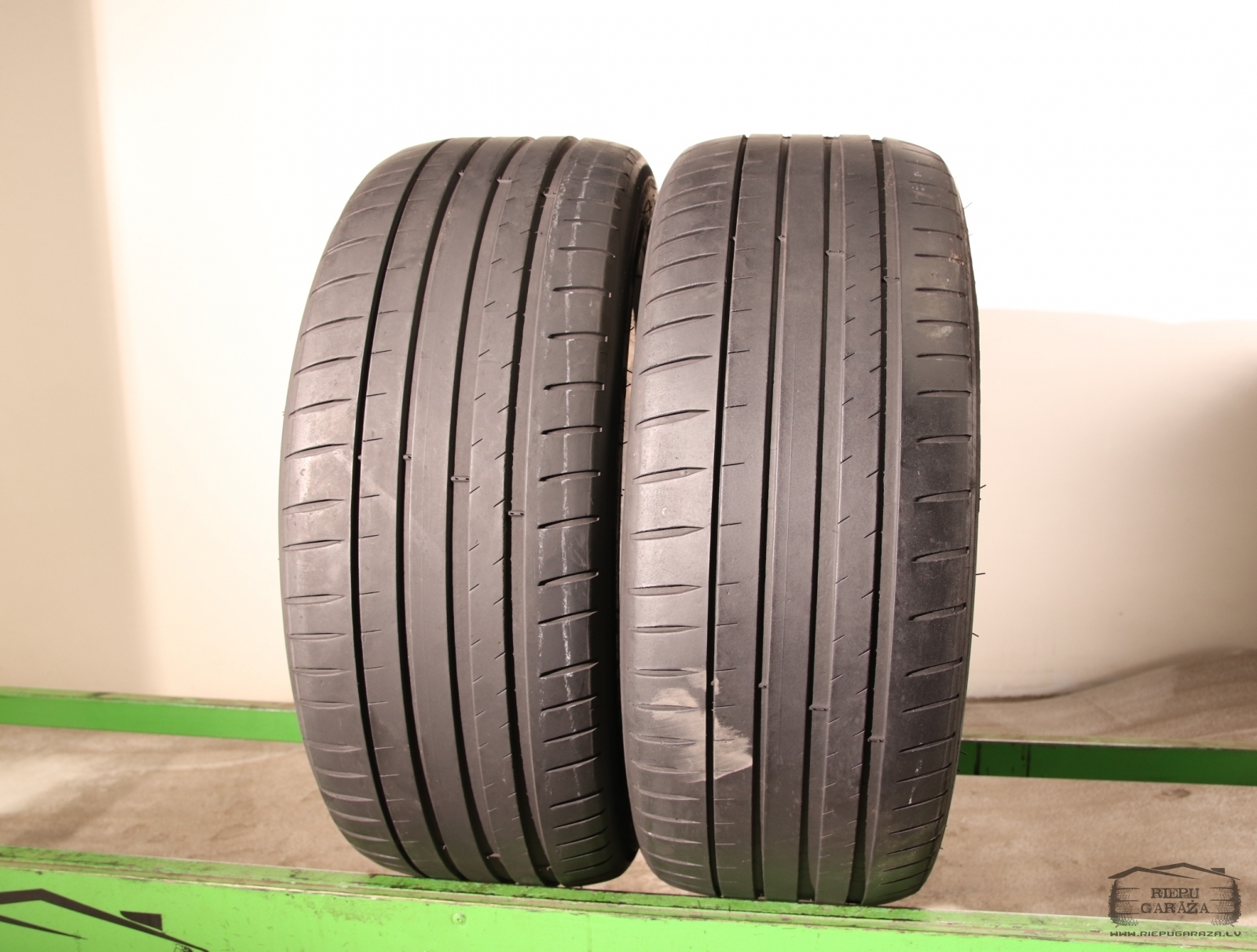 Summer tyres 225/45 R18 Michelin Pilot Sport 4 Riepu Garāža