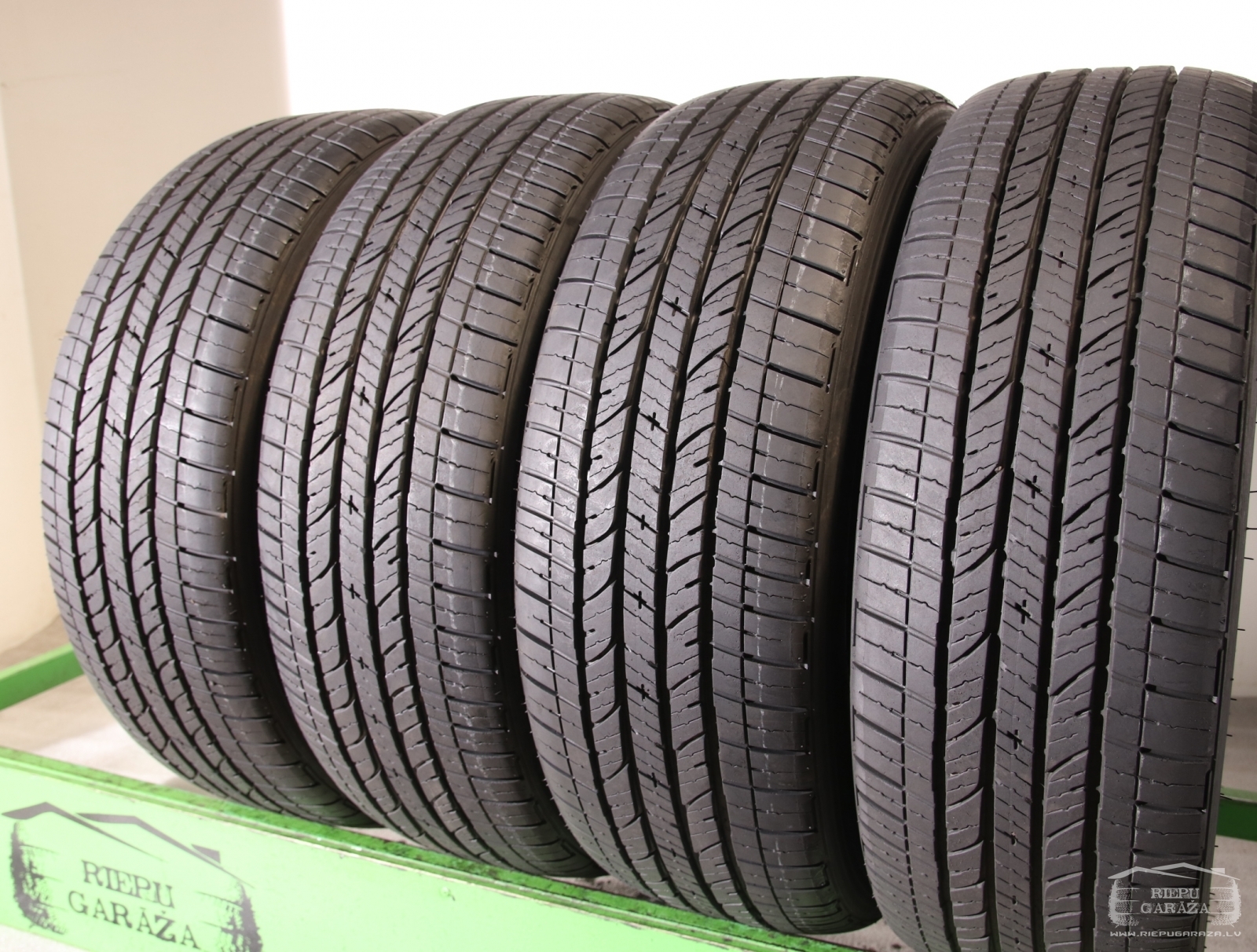 All season tyres 215/60 R17 Bridgestone Dueler H/T D840 | Riepu Garāža