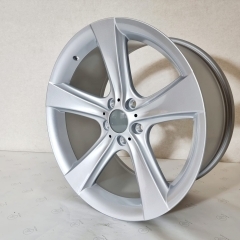 R18 x 9J 5x120