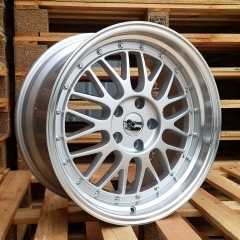 R18 x 8;9J 5x120