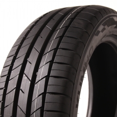 Kumho HS52
