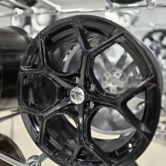 R19 x 8.5J 5x112