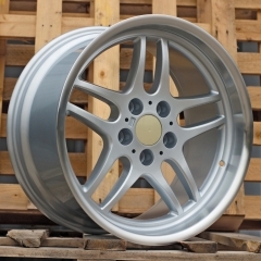 R17 x 8;9J 5x120