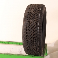 Bridgestone Blizzak LM005
