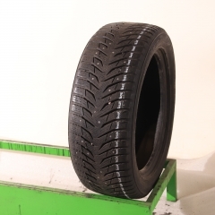 Kumho WinterCraft ice Wi31 studded