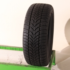 Dunlop SP Winter Sport 4D