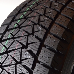 Bridgestone DM-V2 3PMSF