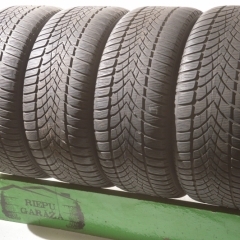 Dunlop SP Winter Sport 4D