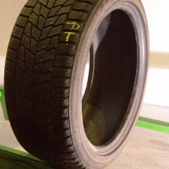 Bridgestone Blizzak LM-22