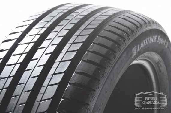 Michelin Latitude Sport 3