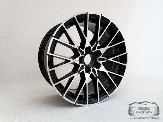 R19 x 8;9J 5x120