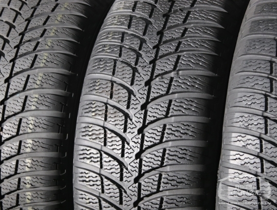 Kumho I Zen KW23