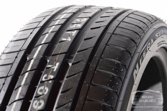 Roadstone NFera SU1