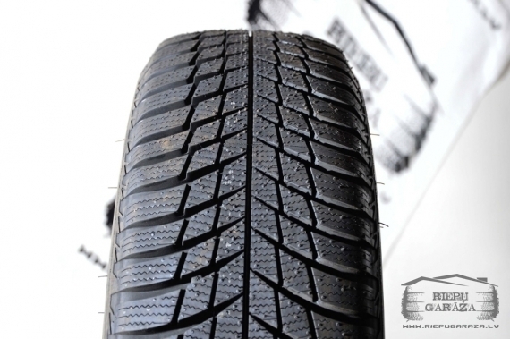 Bridgestone Blizzak LM001