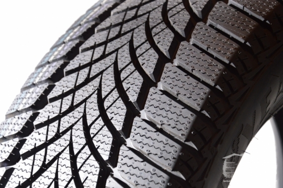 Goodyear UltraGrip Ice 2+ [DOT23]