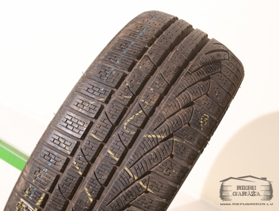 Pirelli SottoZero Winter 240 II