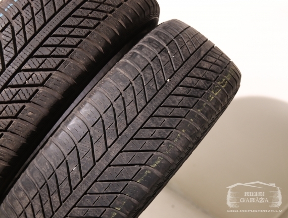 Goodyear Vector 4Seasons