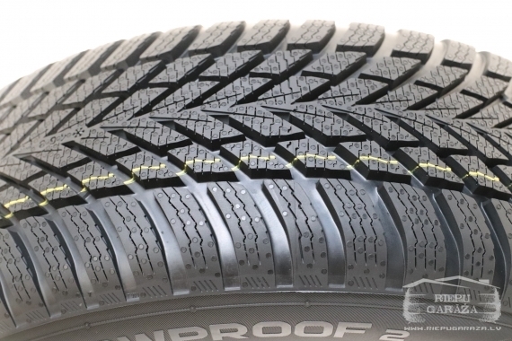 Nokian Snowproof 2