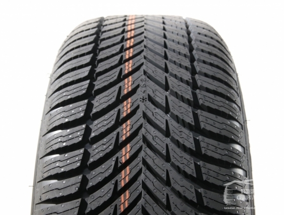 Nokian SEASONPROOF 1