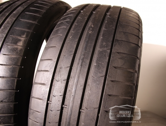 Pirelli P Zero PZ4