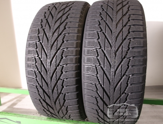 Nokian Hakkapeliitta R2 SUV