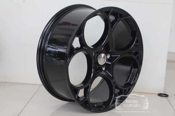 R19 x 8.5J 5x110