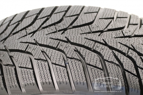 Hankook Winter I Cept IZ3 X W636A