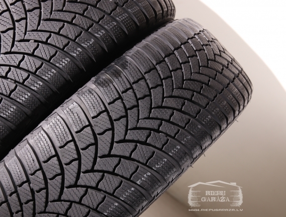 Bridgestone BLIZZAK LM001 EVO