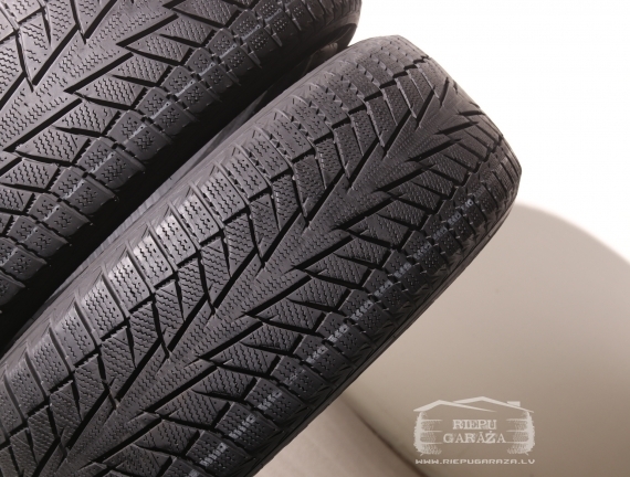 Hankook Winter I Cept IZ3 W636