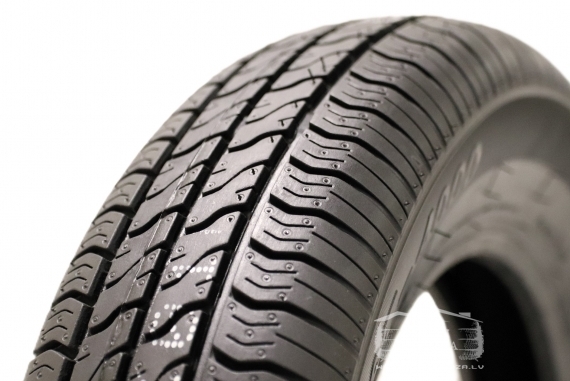 GT Radial Kargomax ST-4000