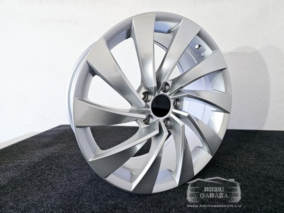 R18 x 8J 5x112