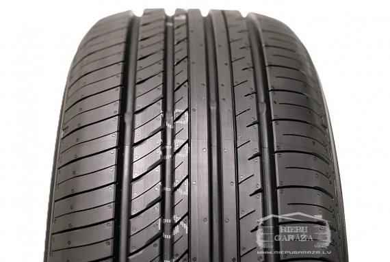 Yokohama ADVAN DB V552